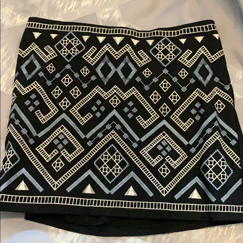 NWT Lulus skirt